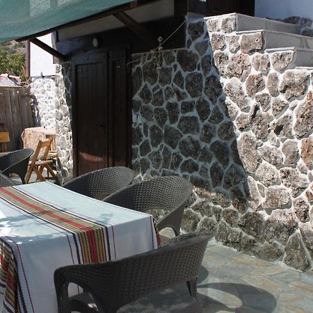 Eco Village Under The Cliffs Ilindentsi Exterior photo