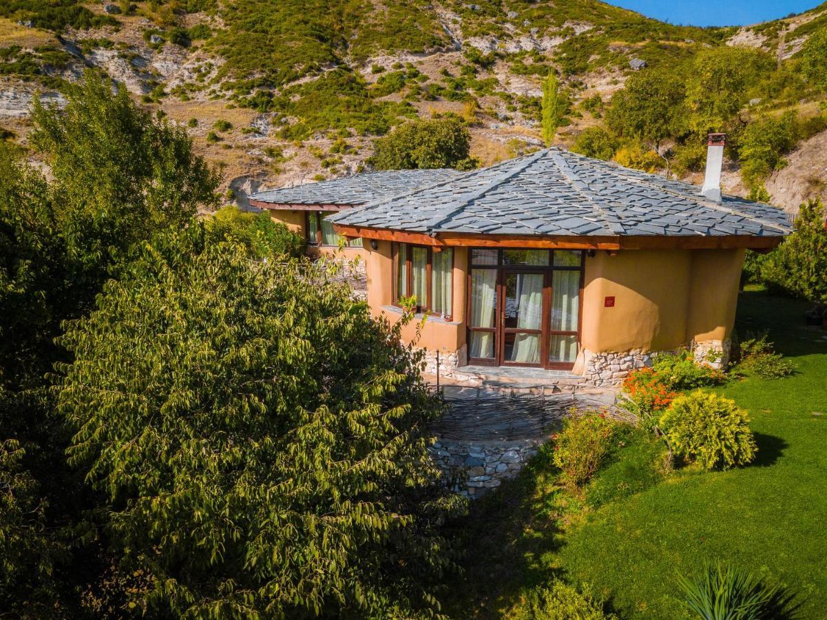 Eco Village Under The Cliffs Ilindentsi Exterior photo